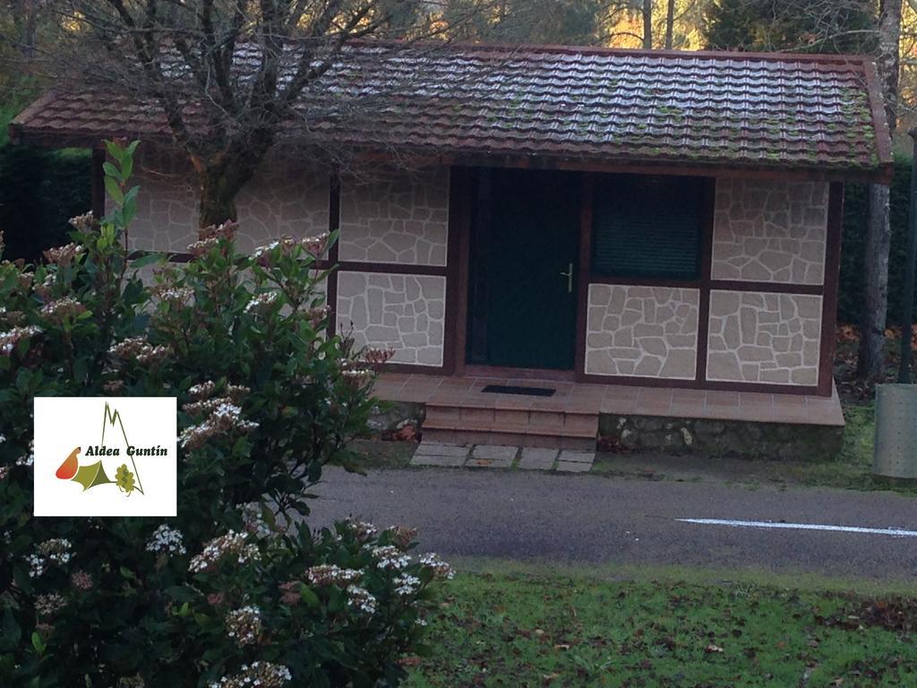 מלון La Caniza Aldea Guntin Camping Caniza מראה חיצוני תמונה