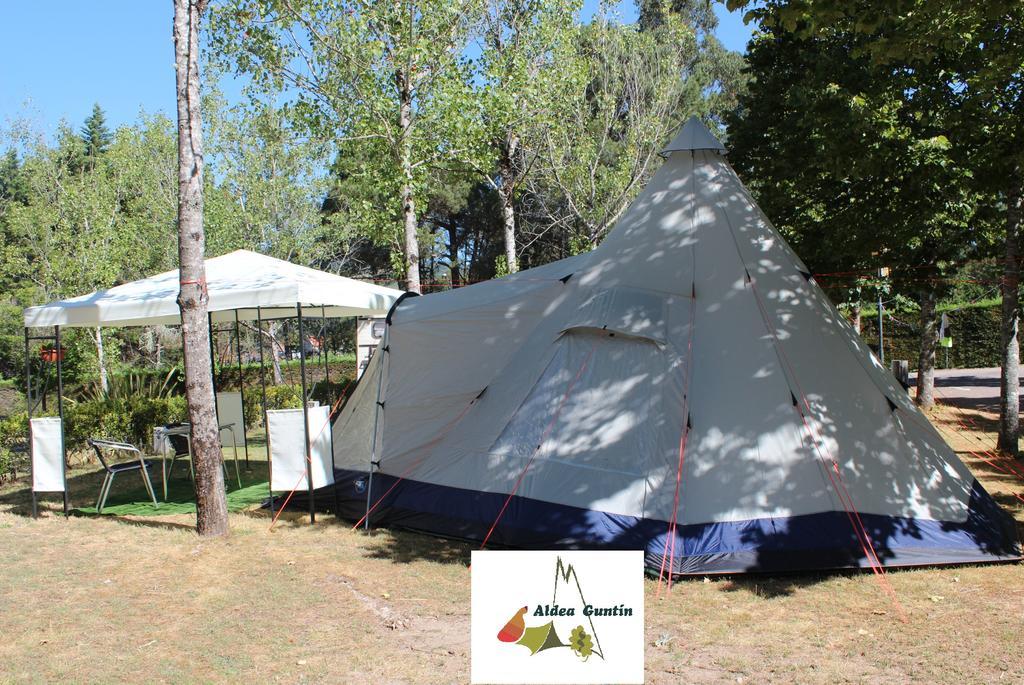 מלון La Caniza Aldea Guntin Camping Caniza מראה חיצוני תמונה