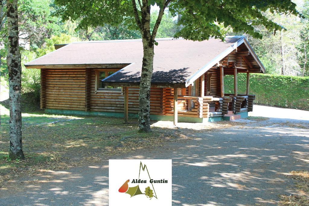 מלון La Caniza Aldea Guntin Camping Caniza מראה חיצוני תמונה