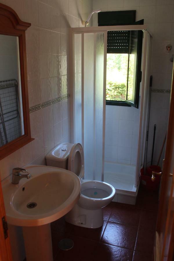 מלון La Caniza Aldea Guntin Camping Caniza מראה חיצוני תמונה